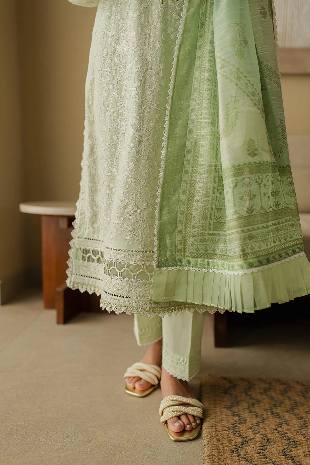 Zellbury Embroidered Chikankari Cotton Unstitched 3Pc Suit