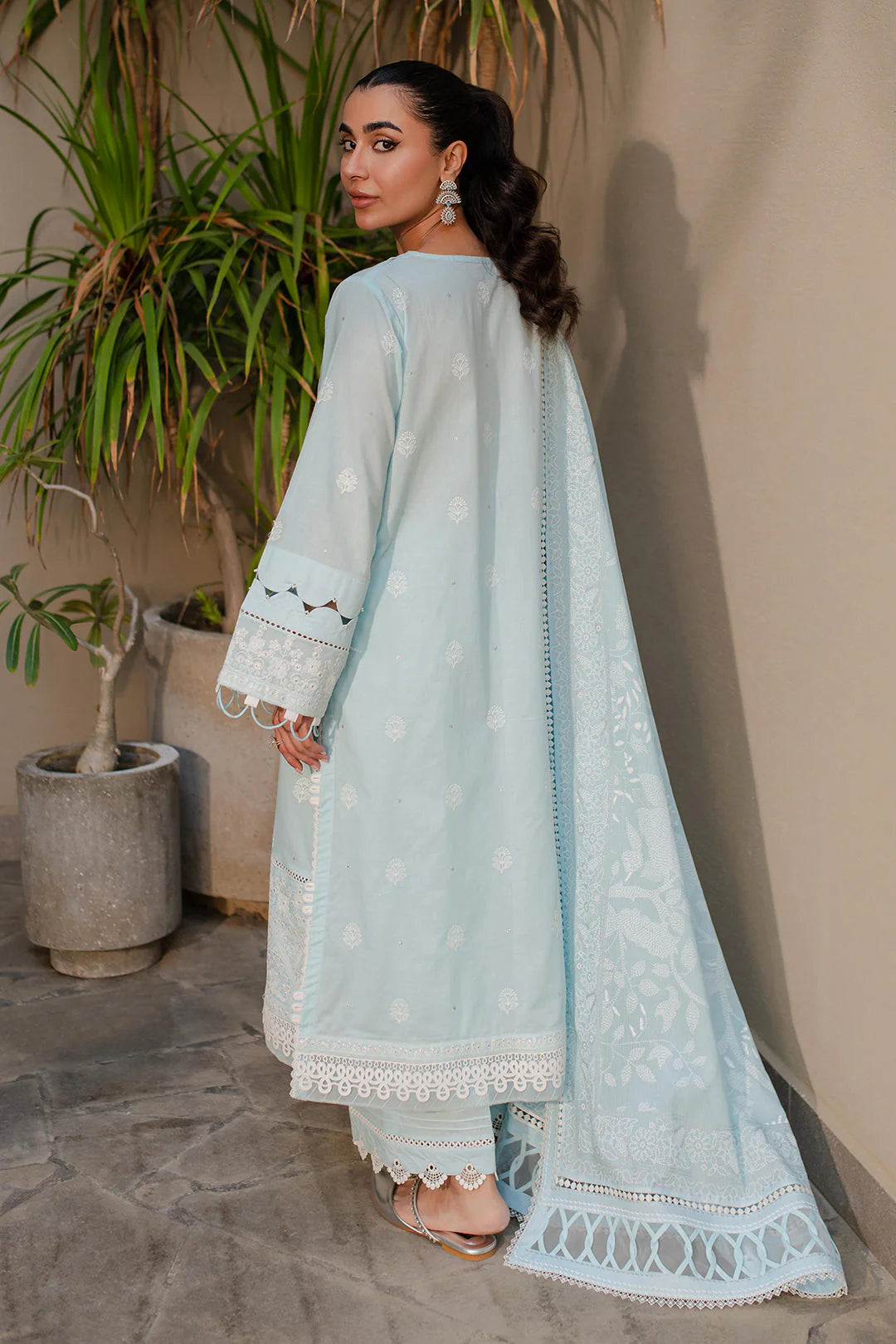 Zellbury Embroidered Chikankari Cotton Unstitched 3Pc Suit